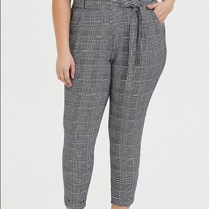 BLACK PLAID HOUNDSTOOTH SELF TIE TAPERED PANT